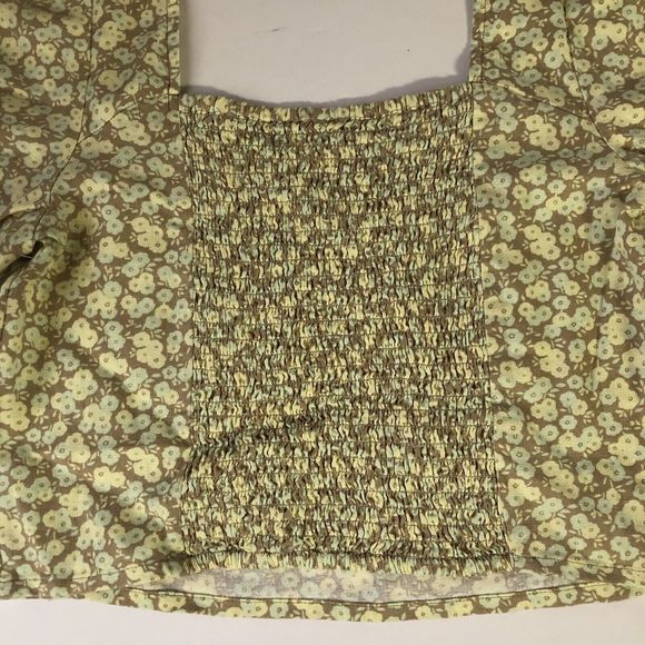 BP Crop Top Size Small Floral Print Smocked - Picture 7 of 11